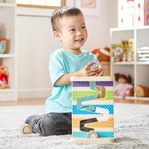 Vista 2 de Melissa & Doug Safari Zig-Zag Tower