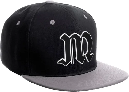 Vista 1428 de Daxton Gorra clásica con visera de billete plano con letras del alfabeto inglés antiguo de la A a la Z