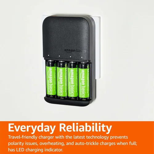 Vista 7 de Amazon Basics Cargador de batería de 4 bahías para baterías recargables AA y AAA con baterías AA NiMh precargadas, funcionamiento LED, enchufe tipo