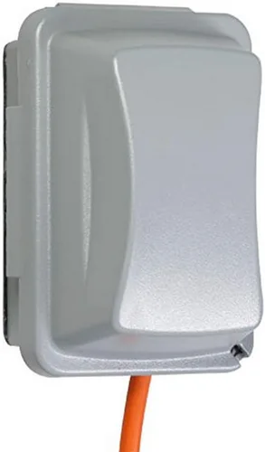 Vista 10 de TayMac MM2410C cubierta de montaje vertical de doble banda resistente a la intemperie, 55 en 1, 2 3/4 pulgadas de profundidad, acabado transparente