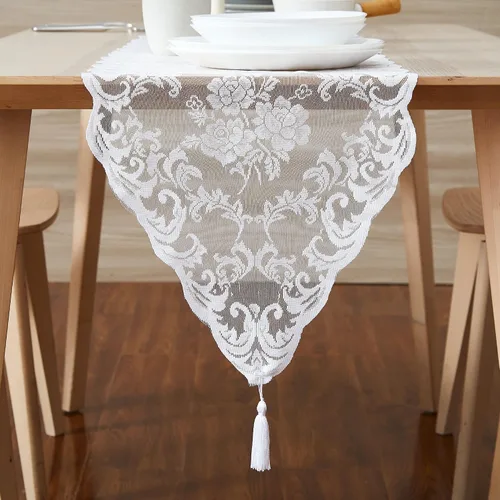 Vista 2 de ASATEX Camino de mesa de encaje blanco de 14 x 36 pulgadas con 2 borlas. El patrón floral clásico y elegante es la opción ideal para cualquier