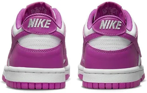 Vista 509 de Nike Kid's Dunk Low Sneaker