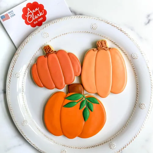 Vista 3 de Juego de 3 cortadores de galletas de calabaza Ann Clark, fabricado