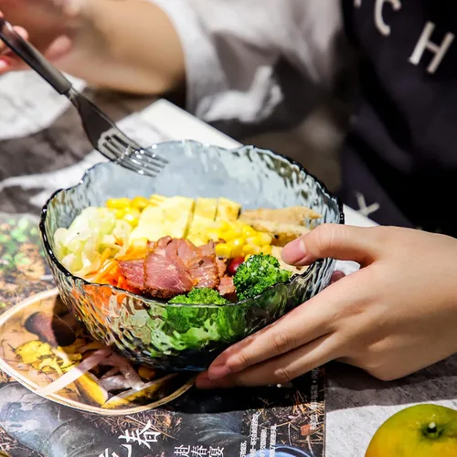 Vista 4 de TOSSOW - Tazón de ensalada de vidrio de forma irregular, cuencos para servir Pyrex de 25 onzas para preparación de cocina, frutas, aperitivos, Gris
