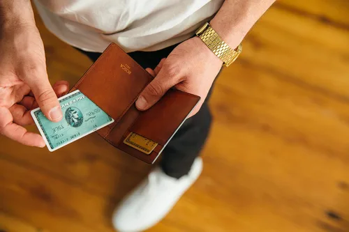 Vista 8 de Bosca - Cartera de piel italiana con cierre magnético para hombre