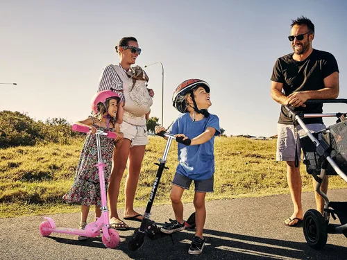 Vista 6 de Juguetes de patinete para niños de 6 a 12/3 a 5 años, regalos de Navidad y cumpleaños para niñas y niños, patinete fácil de plegar para niños