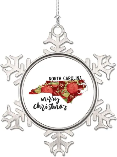 Vista 2 de Adornos de metal de copo de nieve de Carolina del Norte, 50 adornos de Estados Unidos, Feliz Navidad, adorno de Navidad de Carolina del Norte