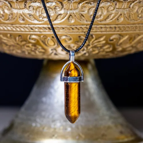 Vista 2 de Collar de cristal de ojo de tigre, colgante de piedra natural hecho a mano para hombres y mujeres, joyería de estilo bohemio con propiedades
