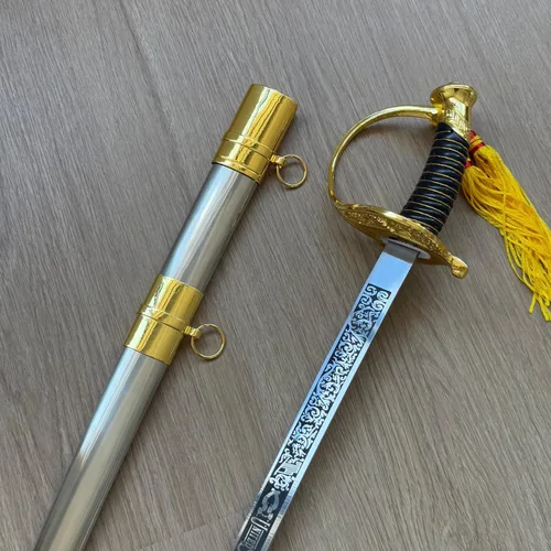 Vista 8 de Espada de comando ceremonial con funda a juego, hoja de patrón láser 2Cr13 23.6 in/23.6 pulgadas de longitud total 1.2 lbs/1.21 libras