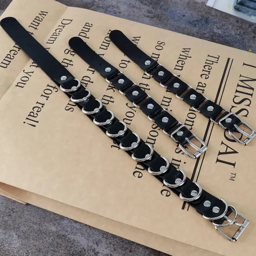 Vista 6 de Manfnee Gargantilla punk con cuello de espiga, collar de cuero sintético, pulsera ajustable gótica