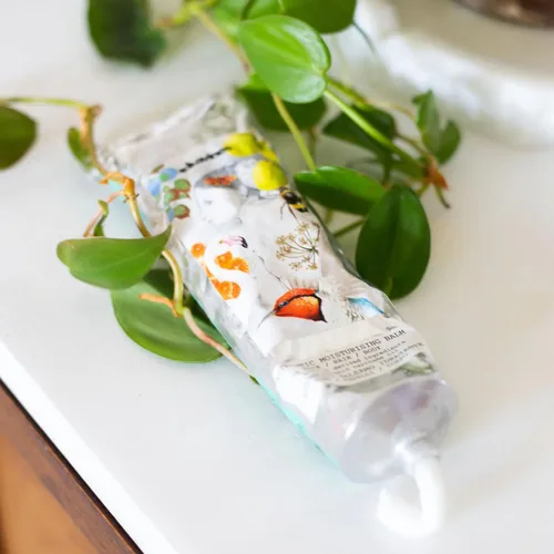 Vista 5 de Davines Auténtico bálsamo hidratante, acción hidratante y suavizante para cara, cuerpo y cabello, removedor de maquillaje suave sin parabenos, 5.07