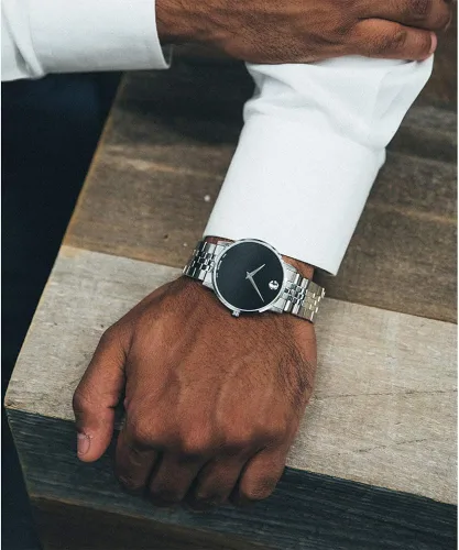 Vista 6 de Movado Men's Museum Stainless Steel Watch with Concave Dot Museum Dial, SilverBlack (Model 607199)