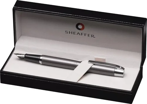 Vista 4 de Sheaffer 300, gris metálico, borde de placa cromada, pluma estilográfica: punta media (E0932953) por Sheaffer