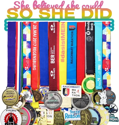 Vista 10 de Ella Creyó Que Podía ASI LO HIZO Soporte de Medallas de Carreras Colgador de Pared, Exhibición de Medallas de Maratón y Corredor, Exhibición
