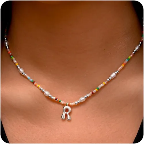 Vista 12 de Ritach - Regalos de Navidad para nietas, adolescentes y niñas, collar con inicial de perlas de colores claros, collar con dije de burbuja dorada