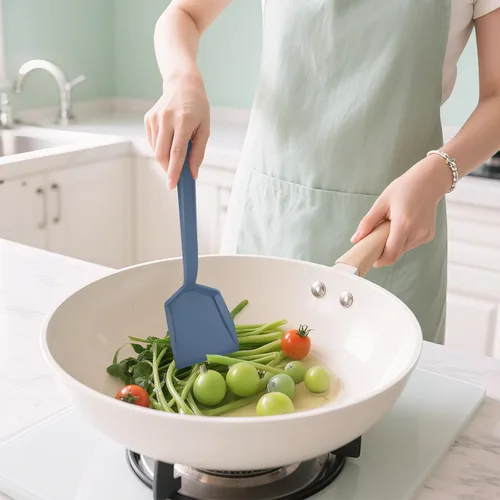 Vista 4 de Juego de 6 utensilios de cocina de silicona con soporte, 600F resistentes al calor, limpieza sin BPA