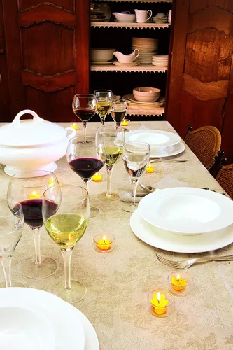 Vista 15 de Luigi Bormioli Juego de 4 copas de vino de obra maestra de Michelangelo, 11.5 onzas.