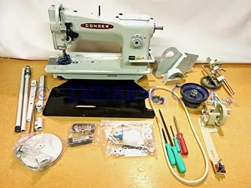 Vista 2 de Consew 206RB-5 Máquina de coser de triple arrastre, resistente, con aguja única.