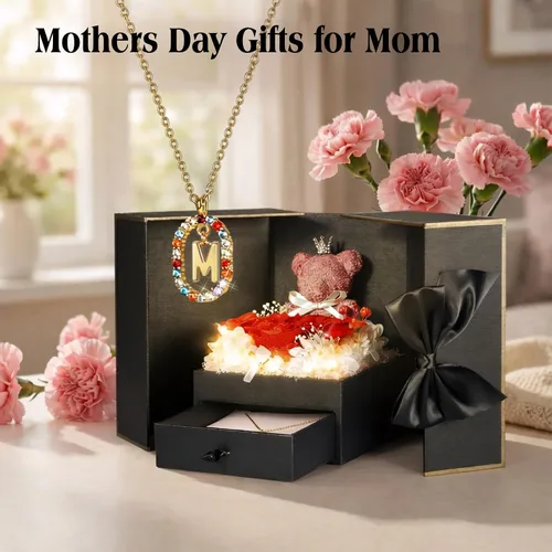 Vista 3 de Bonito regalo de oso de rosas reales preservadas con collares iniciales chapados en oro de 18 quilates para mujeres, día de la madre, cumpleaños