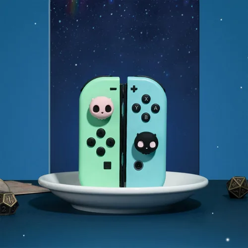 Vista 5 de GeekShare Lindas tapas de silicona para el pulgar de Joycon para Halloween, cubierta de joystick compatible con Nintendo Switch OLED Switch Lite