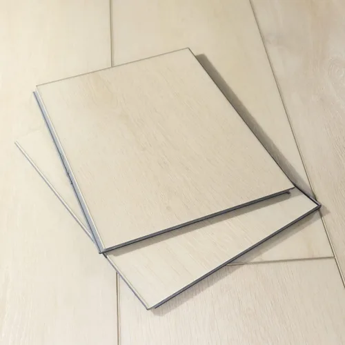 Vista 23 de Muestra de corte de 12" de suelo de tablón de vinilo de lujo Instalación DIY con clic, capa de desgaste de 40 mil, LVP resistente al agua y a