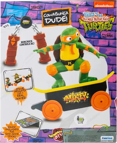 Vista 6 de Teenage Mutant Ninja Turtles Mikey Cowabunga Skate RC Car Toy, imita trucos reales de patinaje, a partir de 5 años