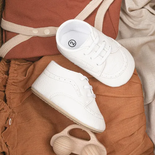 Vista 4 de Miamooi Mocasines clásicos de piel sintética para bebés, niños y niñas, zapatos de vestir de boda para niños pequeños, zapatos formales planos