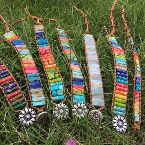 Vista 9 de sedmart - Pulseras de los 7 chakras para mujeres con piedras reales y correa de cuero, cuentas curativas para hombres y mujeres, joyería bohemia