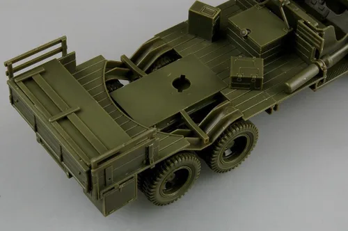 Vista 5 de Hobby Boss GMC Bofors - Kit de construcción de modelo de vehículo de pistola de 1.575 in