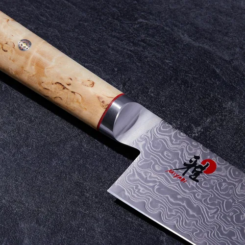 Vista 3 de Miyabi Birchwood SG2 Cuchillo de chef japonés, 8 pulgadas, cuchillo de cocina de chef, mango de abedul kárelio, patrón de damasco floral de 100