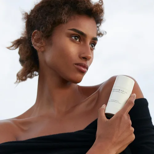 Vista 9 de Donna Karan Cashmere Mist Paquete de desodorante y Eau de Toilette - Desodorante en barra libre de aluminio de 1.7 onzas y Eau de Toilette 1.0 onzas