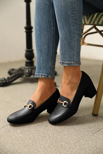 Vista 5 de Zapatos de tacón bajo de cadena para mujer, tacón grueso, cuadrados, puntera cerrada, cómodos, de cuero, elegantes, casuales, para fiestas, trabajo
