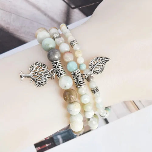Vista 4 de YGLINE - Impresionante colección de pulseras de cuero hechas a mano