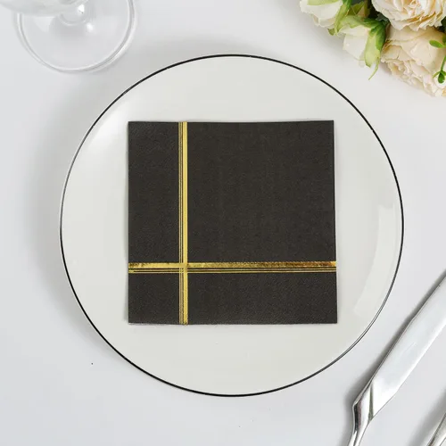 Vista 4 de Servilletas negras y doradas – Juego de 100 servilletas desechables de cóctel y postre de 5 x 5 pulgadas con borde dorado, perfectas para bodas