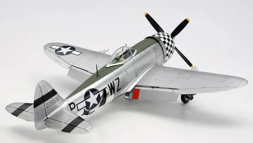 Vista 2 de Tamiya 61090 1/48 P-47D Thunderbolt Bubbletop Plastic Model Airplane Kit