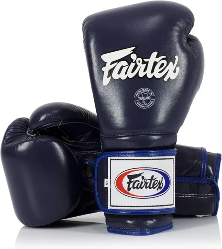 Vista 24 de Fairtex BGV9 Muay para boxeadores profesionales y entrenadores Guante de estilo mexicano para golpeadores duros Guantes MMA para artes marciales
