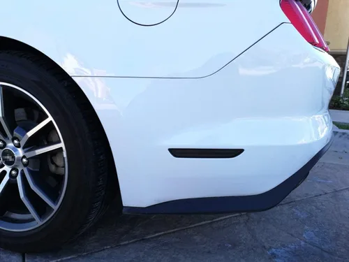 Vista 4 de iJDMTOY Carcasa de la lámpara de marcador lateral trasera con lente ahumada negra compatible con Ford Mustang 2015-2023