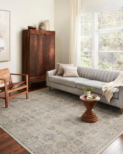 Vista 2 de Loloi Hathaway Collection HTH-04 Beige/Multi 2 pies 3 pulgadas x 3 pies 9 pulgadas, Alfombra de acento de 0.25" de espesor, suave, duradera