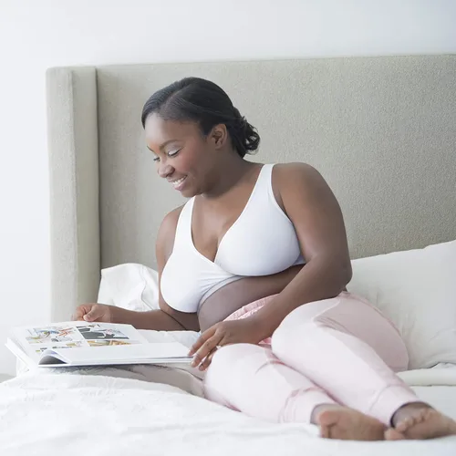 Vista 4 de Medela Keep Cool Sleep Bra Seamless Maternity Nursing Sleep Bra with Full Back Breathing Zone and Soft Touch Fabric