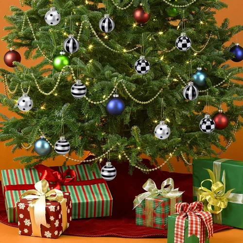 Vista 6 de 12 bolas de Navidad en blanco y negro, bolas colgantes de 1.6 pulgadas, bolas colgantes de búfalo de cristal a cuadros, decoración de árbol de bolas