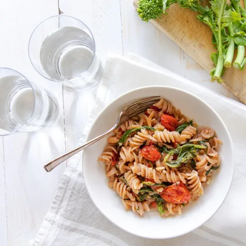 Vista 3 de Jovial Fusilli de yuca sin granos Pasta de yuca Pasta paleo Sin granos Certificado sin gluten Pasta 100% orgánica Certificado orgánico
