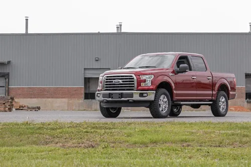 Vista 4 de Rough Country Puntales de Nivelación N3 Cargados para Ford F-150 4WD (2014-2025) Elevación de 2" - Puntal de Bobina Precargado, Instalación
