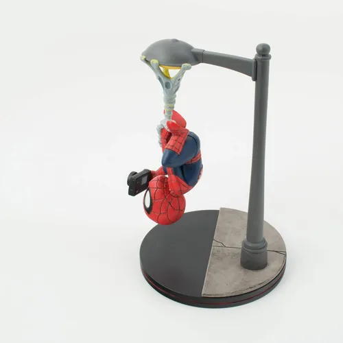 Vista 10 de QMx Marvel Spider-Man Spider Cam Q-Fig Diorama