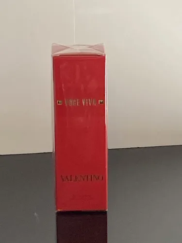 Vista 4 de Valentino Voce Viva - Perfume para mujer, mini Eau de Parfum en espray de viaje, 0.5 onzas