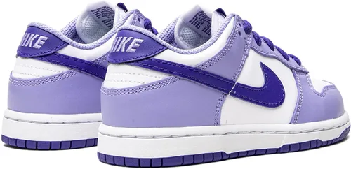 Vista 211 de Nike Kid's Dunk Low Sneaker