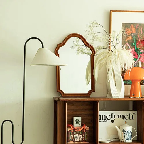 Vista 6 de Espejo de pared arqueado de madera rústica, diseño irregular, espejo decorativo con marco de madera para dormitorio, tocador, sala de estar, entrada