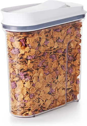 Vista 3 de OXO Good Grips Dispensador hermético de cereales POP de tamaño mediano (3.2 L)
