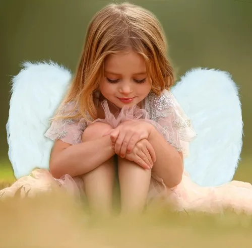 Vista 6 de Diadema de alas de ángel y halo para niños y niñas, alas de plumas blancas y negras para niños y adultos