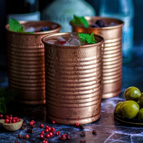 Vista 4 de Kosdeg Juego de 2 latas de cóctel de cobre de 12 onzas, elegidas por bartenders profesionales, diseño de lata de frijoles, juego de tazas de cobre