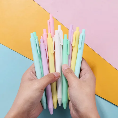 Vista 7 de Paquete de 6 bolígrafos retráctiles de tinta de gel de color caramelo, macarons de color negro, punta extrafina de 0.020 in, lindos bolígrafos